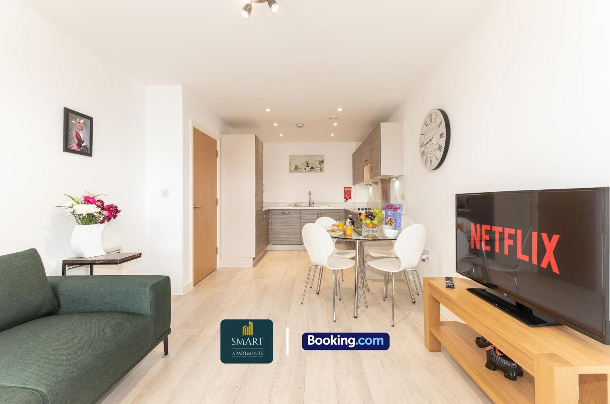 Spacious City Center Apartment By Smart Apartments Short Lets & Serviced Accommodation Apartment Southampton With Free Wifi Bagian luar foto