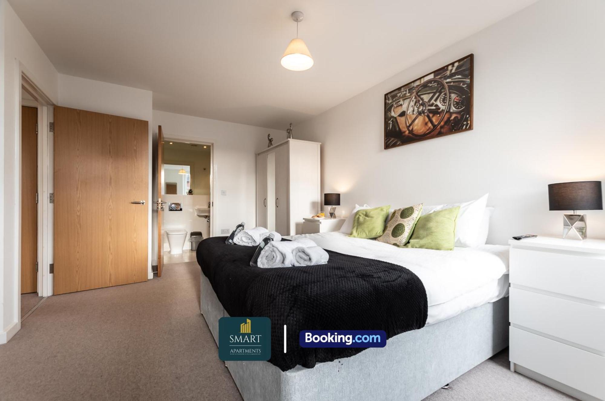 Spacious City Center Apartment By Smart Apartments Short Lets & Serviced Accommodation Apartment Southampton With Free Wifi Bagian luar foto