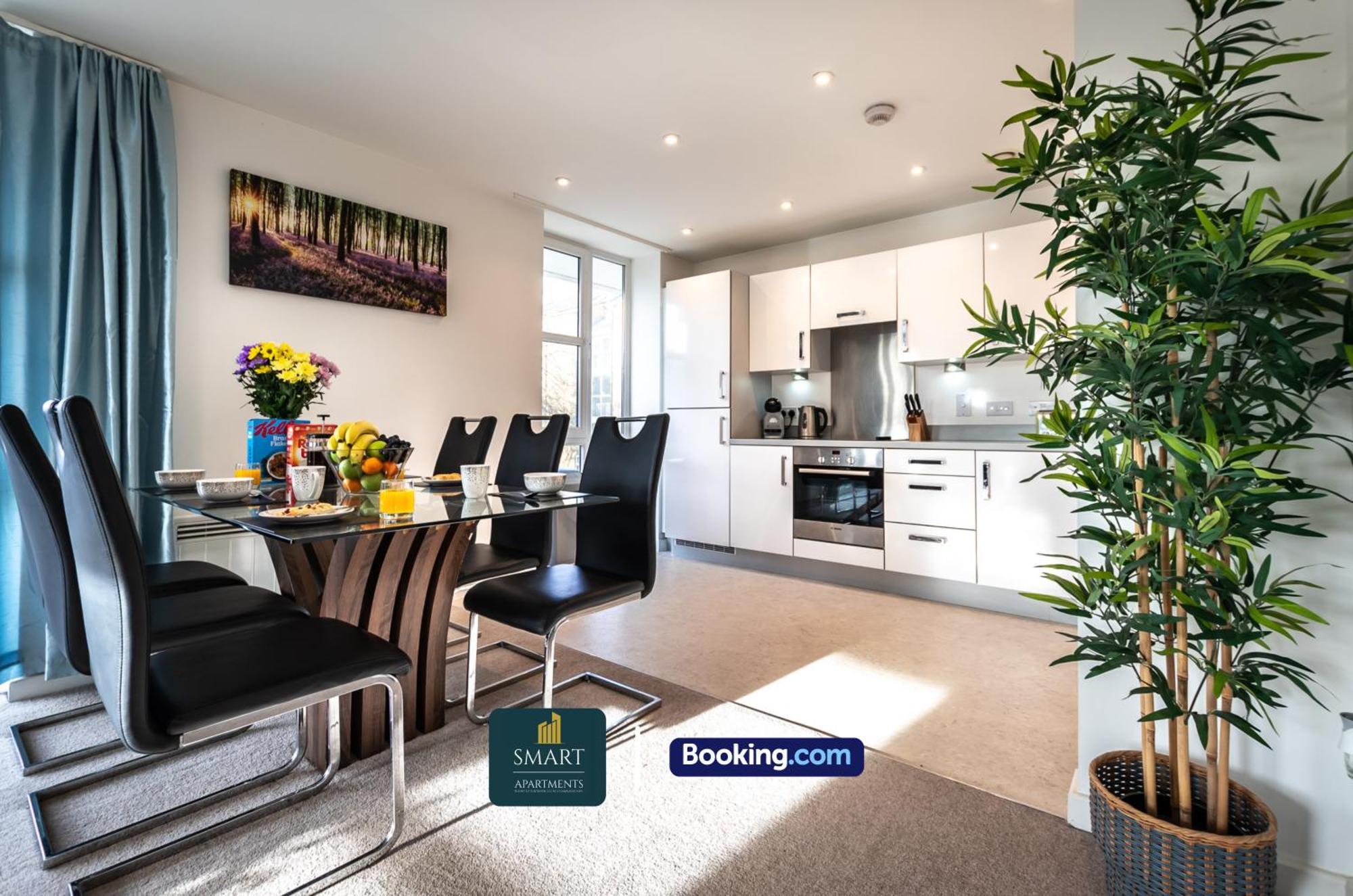 Spacious City Center Apartment By Smart Apartments Short Lets & Serviced Accommodation Apartment Southampton With Free Wifi Bagian luar foto