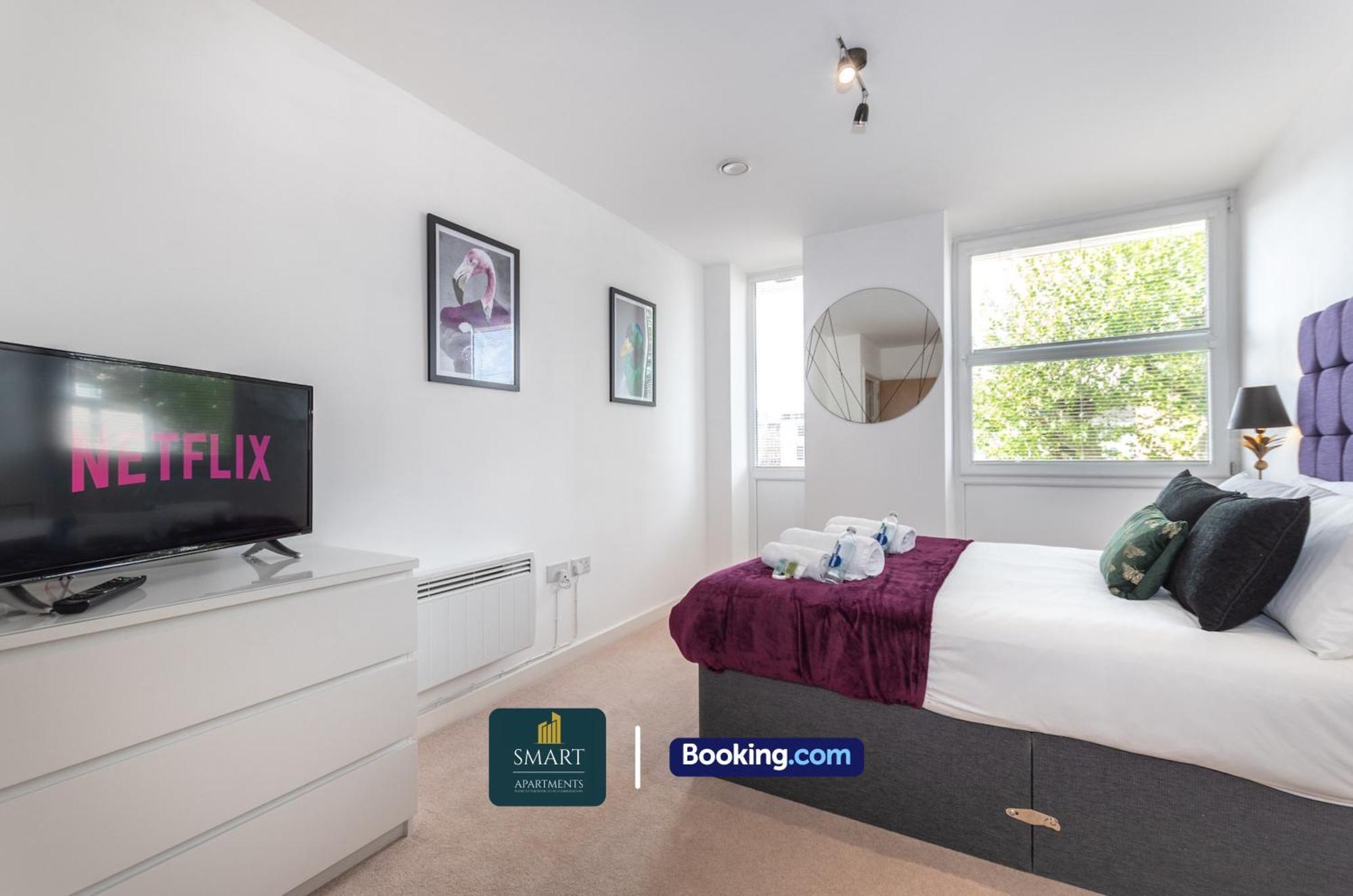 Spacious City Center Apartment By Smart Apartments Short Lets & Serviced Accommodation Apartment Southampton With Free Wifi Bagian luar foto